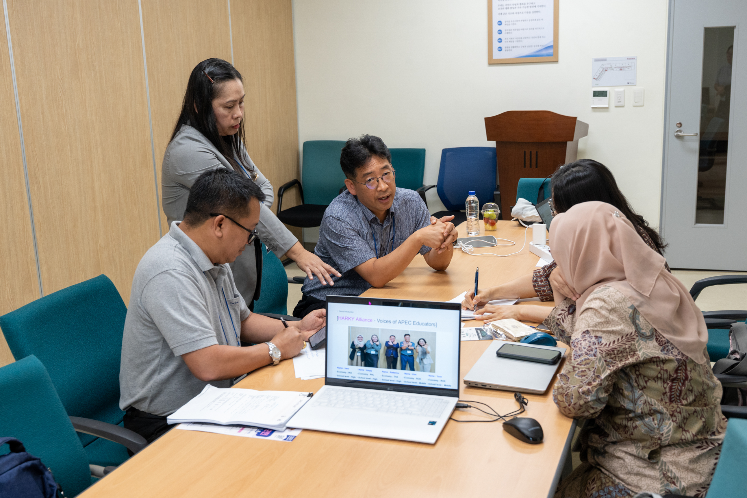 ada32d3f86450885a9bc48ae6bb81369_1763714602_9133.jpg ada32d3f86450885a9bc48ae6bb81369_1763714602_9133.jpg